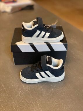 Adidas Kids Black & White Velcro Classic Sneaker